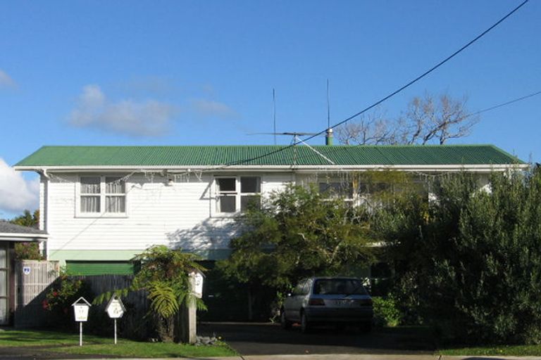 Photo of property in 13 Melanie Place, Orewa, 0931
