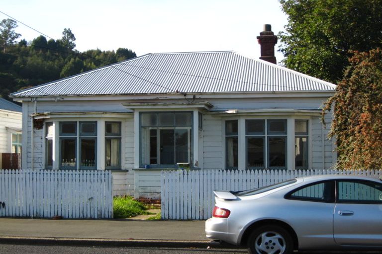 Photo of property in 8 Crown Street, North East Valley, Dunedin, 9010
