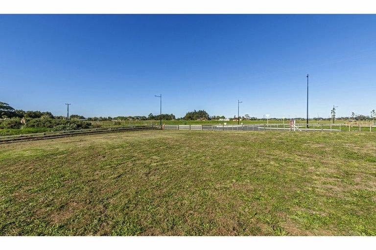 Photo of property in 36a Dyke Road, Karaka, Papakura, 2580