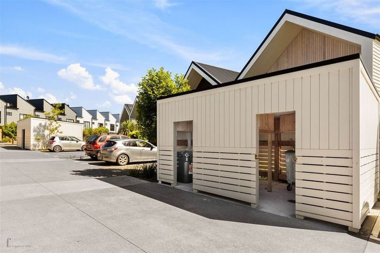 Photo of property in 86 Rangihina Road, Hobsonville, Auckland, 0616