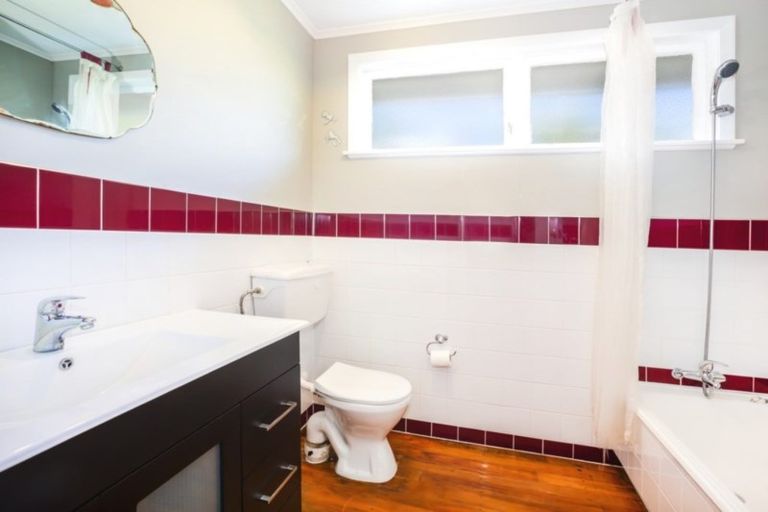 Photo of property in 8 Kotipu Place, Pukerua Bay, 5026