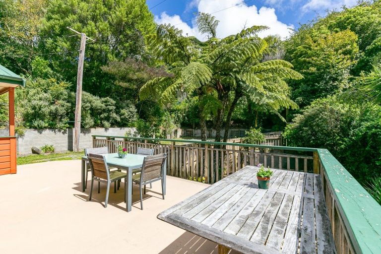 Photo of property in 4 Dominion Park Street, Johnsonville, Wellington, 6037