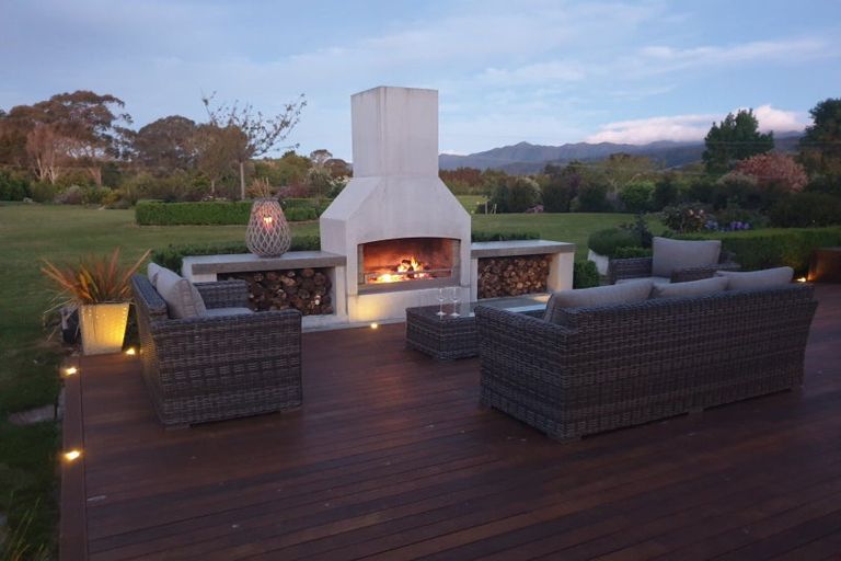 Photo of property in 205 Muhunoa Road East, Ohau, Levin, 5570