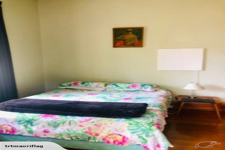 Photo of property in 92 Wood Street, Takaro, Palmerston North, 4410