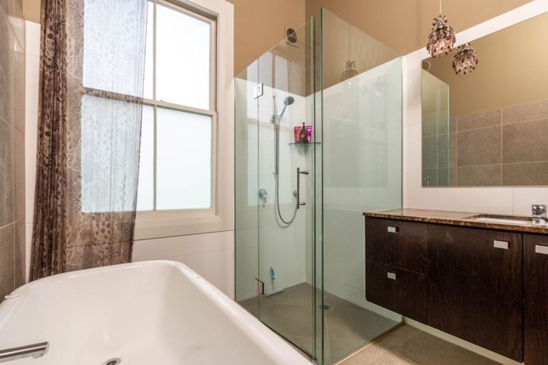 Photo of property in 17 Grosvenor Street, Grey Lynn, Auckland, 1021