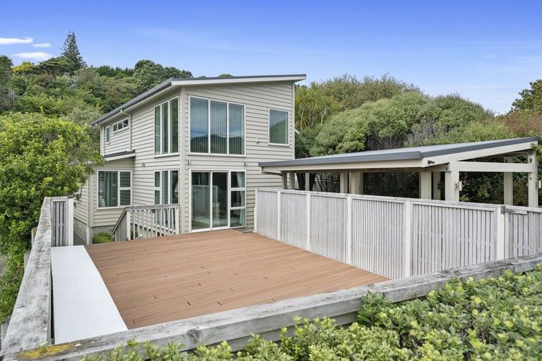 Photo of property in 9 Duncan Street, Tawa, Wellington, 5028