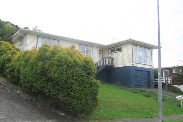 Photo of property in 24 Acacia Avenue, Maungaraki, Lower Hutt, 5010