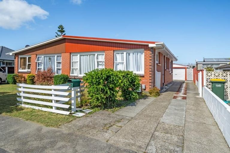 Photo of property in 33a Percy Cameron Street, Avalon, Lower Hutt, 5011