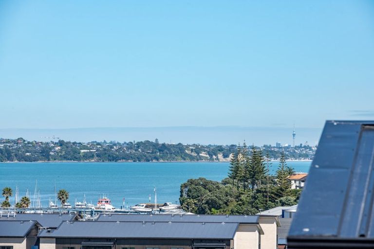 Photo of property in 48 Eighth View Avenue, Beachlands, Auckland, 2018