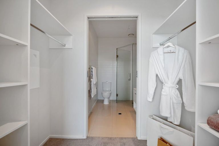 Photo of property in Sentinel Apartments, 504/3 Northcroft Street, Takapuna, Auckland, 0622