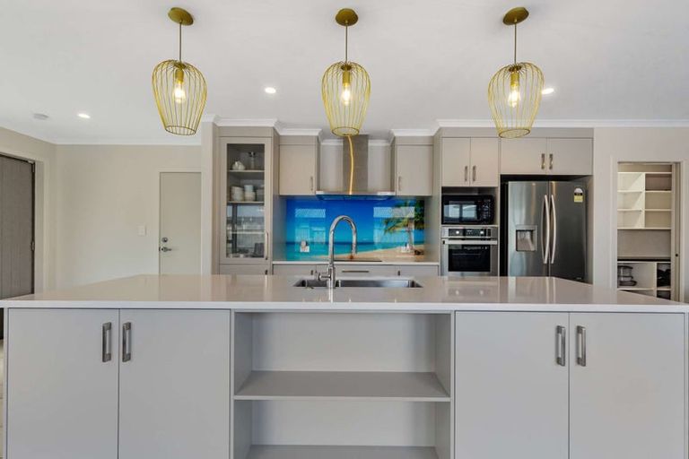 Photo of property in 18 Monilia Way, Papamoa Beach, Papamoa, 3118