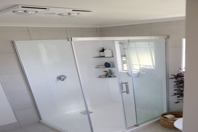 Photo of property in 150 Avenue Road, Greenmeadows, Napier, 4112