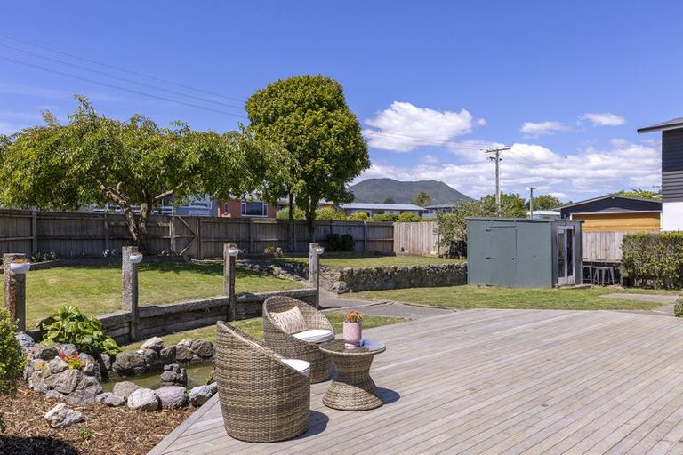 Photo of property in 5 Te Hatepe Avenue, Taupo, 3330