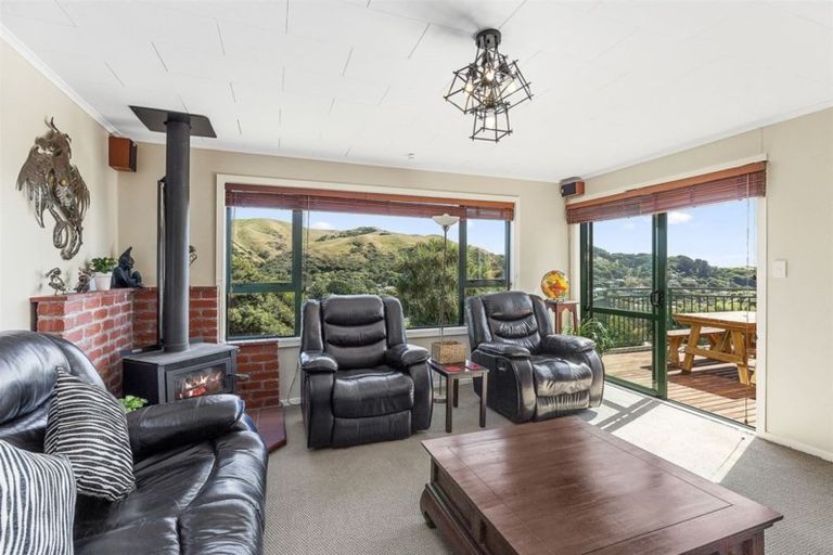Photo of property in 59 Sea Vista Drive, Pukerua Bay, 5026