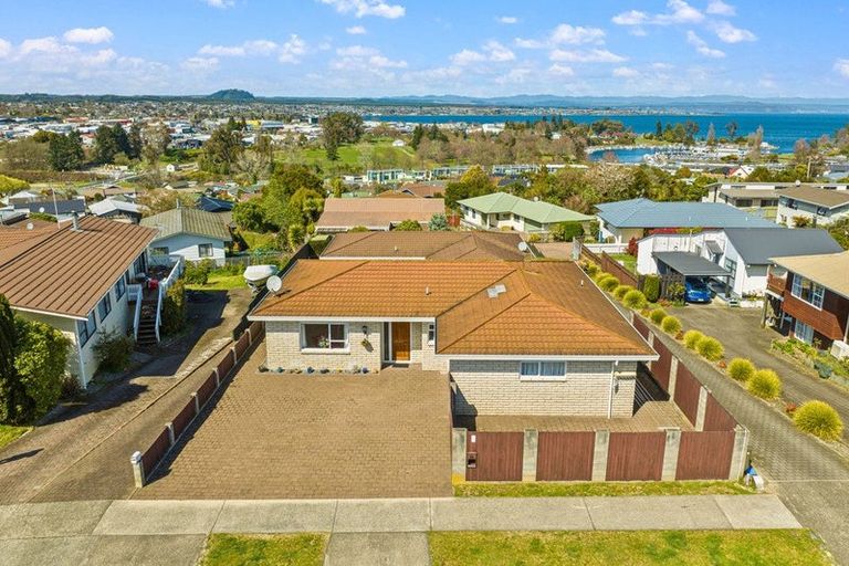Photo of property in 2/9 Kaiuru Street, Nukuhau, Taupo, 3330