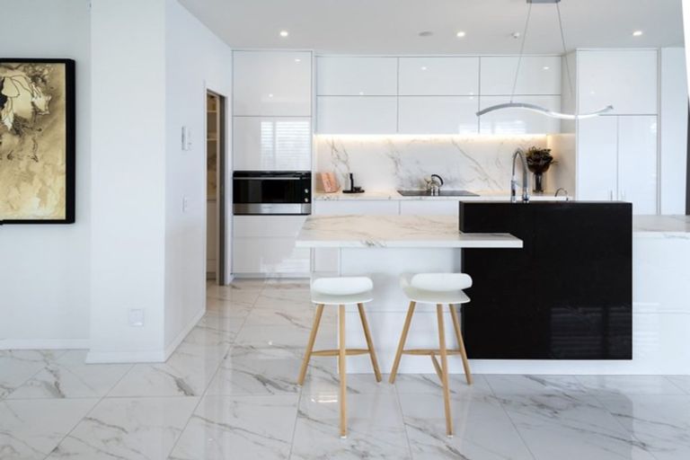 Photo of property in 6/89 Fisher Parade, Sunnyhills, Auckland, 2010