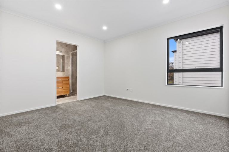 Photo of property in 4d Udys Road, Pakuranga, Auckland, 2010