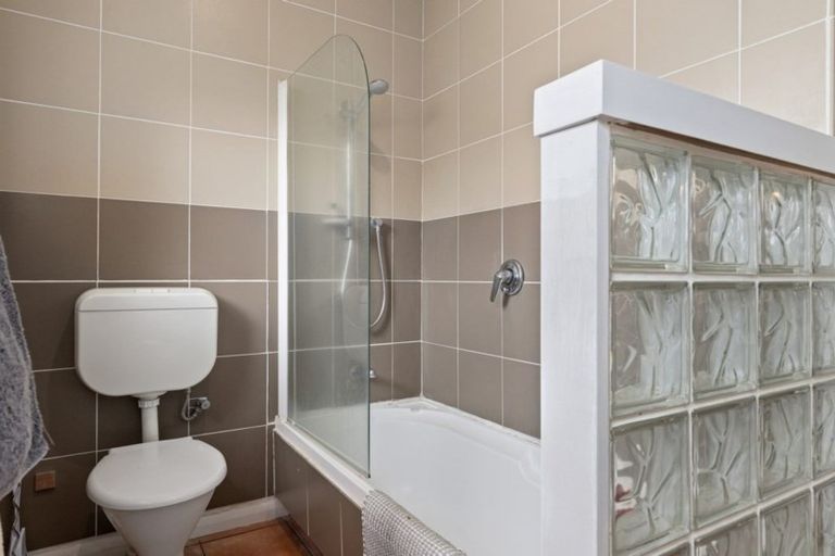 Photo of property in 84 Norton Road, Frankton, Hamilton, 3204