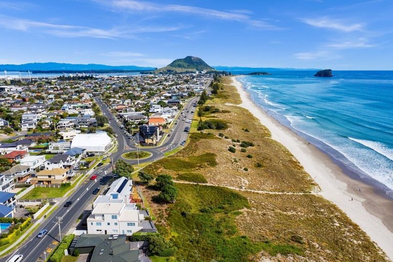 Photo of property in 8a Oceanbeach Road, Mount Maunganui, 3116