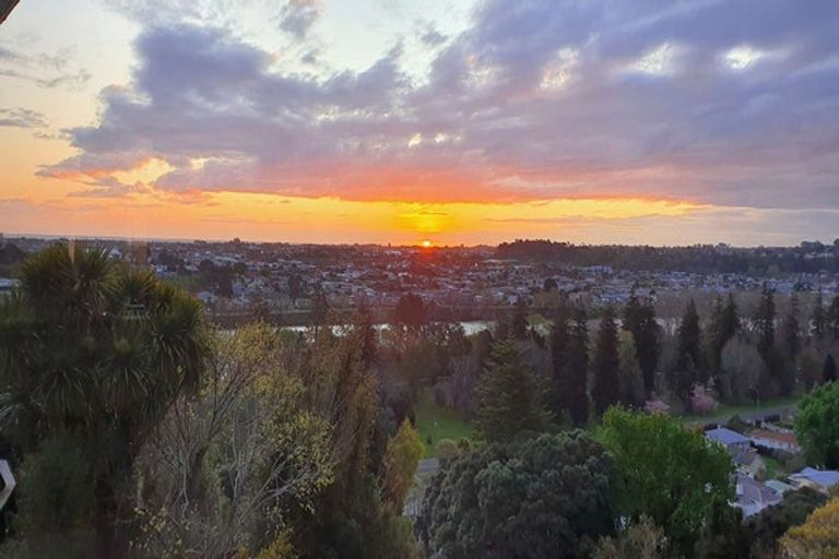 Photo of property in 27 Wairere Road, Bastia Hill, Whanganui, 4500