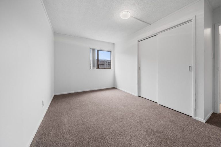 Photo of property in 12b Bronte Place, Whalers Gate, New Plymouth, 4310