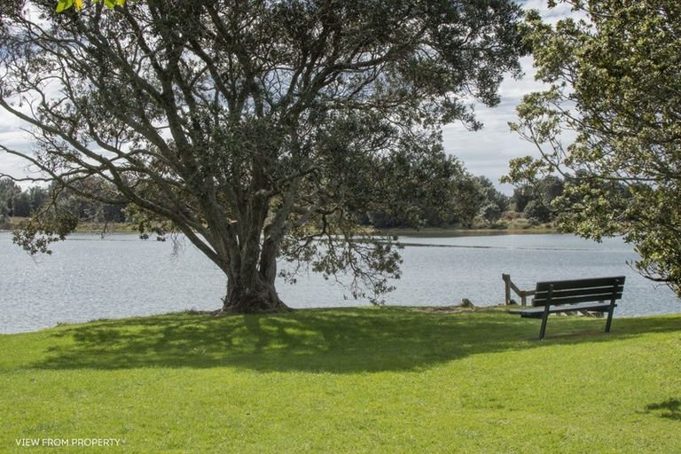 Photo of property in 10 Roretana Drive, Athenree, Katikati, 3177