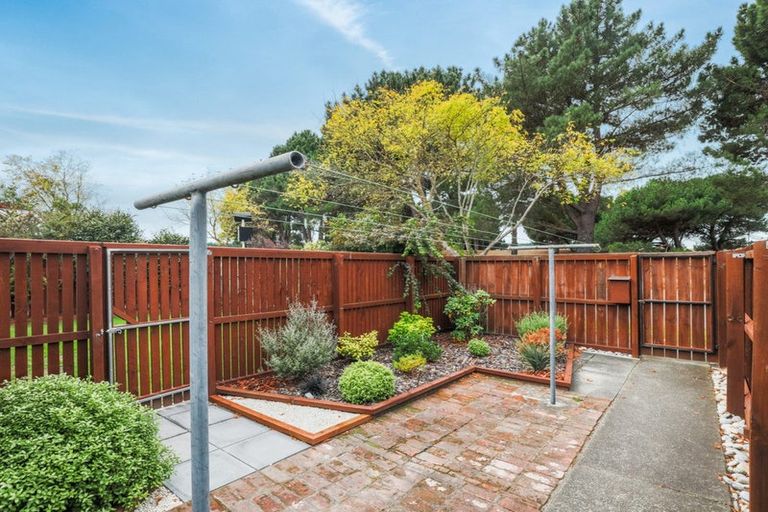 Photo of property in 201a Queenspark Drive, Parklands, Christchurch, 8083