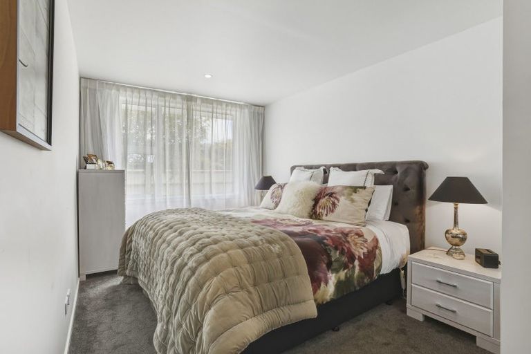 Photo of property in 44a Hargest Crescent, Saint Kilda, Dunedin, 9012