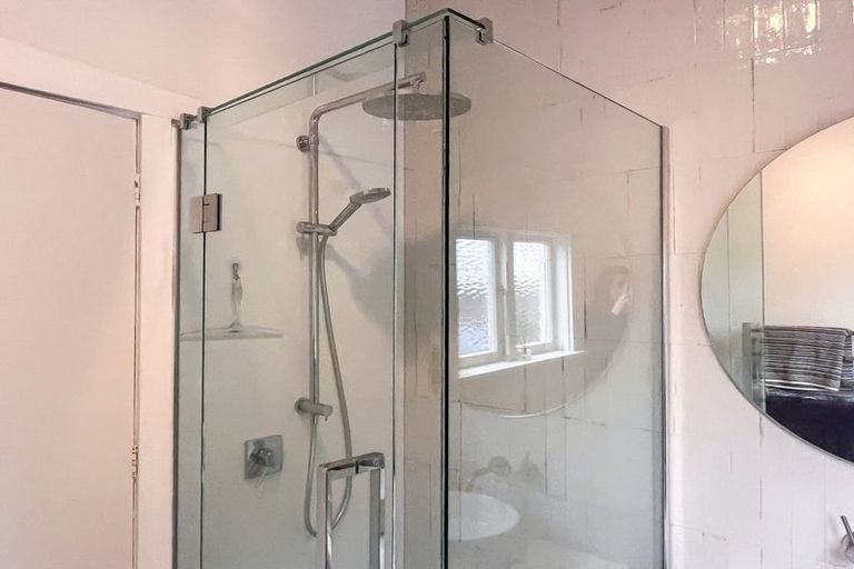 Photo of property in 1/155 Weston Road, St Albans, Christchurch, 8052