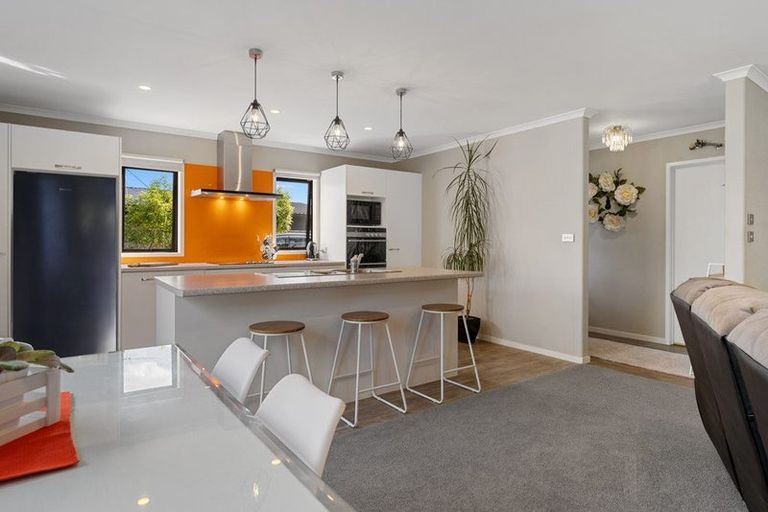 Photo of property in 7 Aqua Way, Paraparaumu, 5032