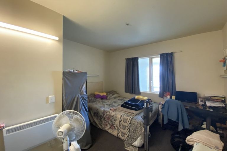 Photo of property in Railway Campus Apartments, 260/26 Te Taou Crescent, Auckland Central, Auckland, 1010