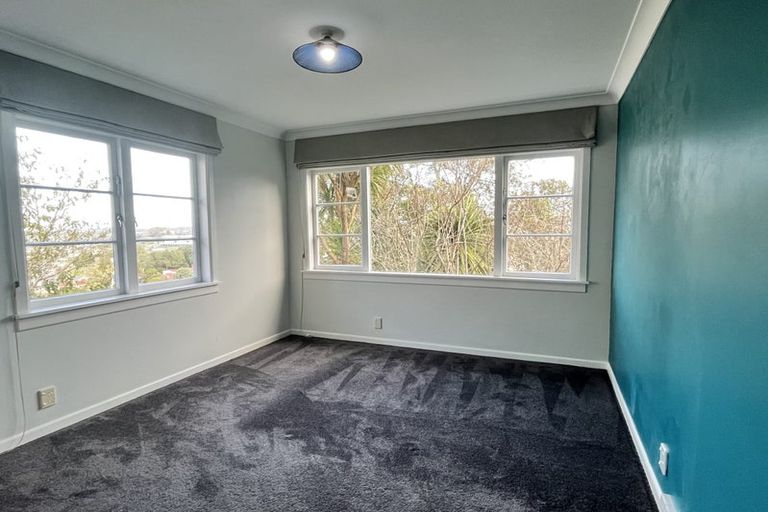 Photo of property in 9 Gull Lane, Mairangi Bay, Auckland, 0630