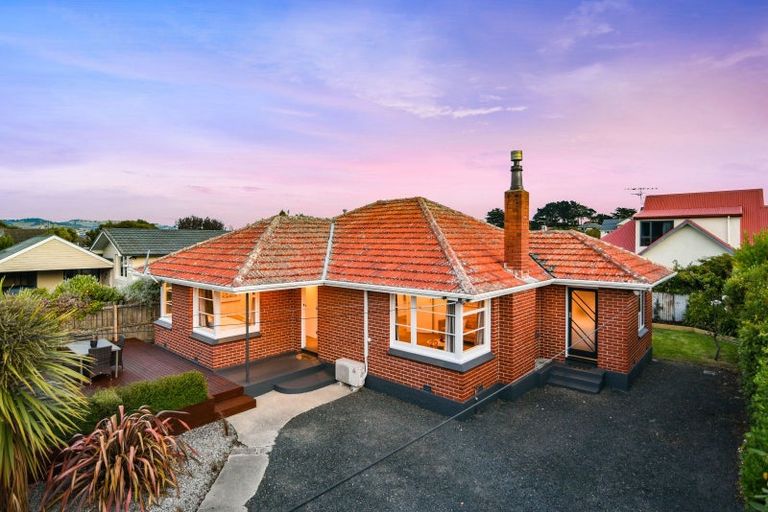 Photo of property in 18a Coughtrey Street, Saint Clair, Dunedin, 9012