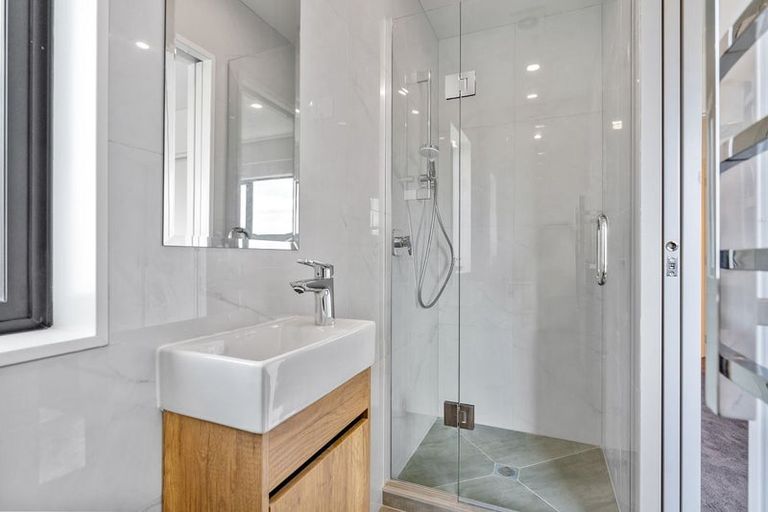 Photo of property in 17c Swaffield Road, Papatoetoe, Auckland, 2025