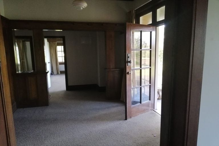 Photo of property in 18 Links Road, New Lynn, Auckland, 0600