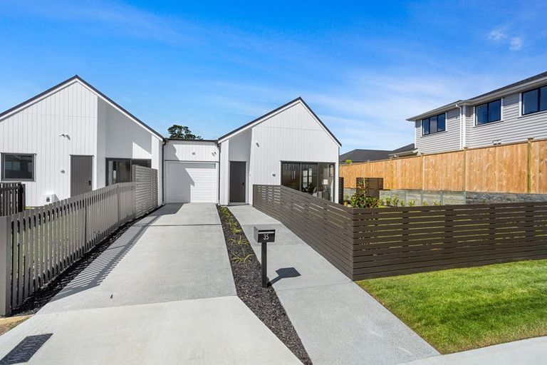 Photo of property in 35 Cambie Avenue, Red Beach, 0932