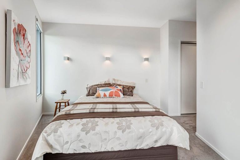Photo of property in 507/11 Tamariki Avenue, Kelston, Auckland, 0602