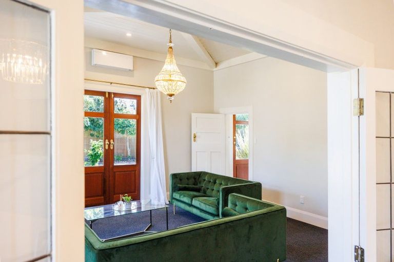 Photo of property in 239 Victoria Avenue, Hokowhitu, Palmerston North, 4410