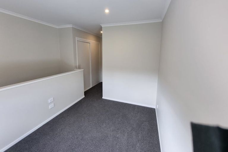 Photo of property in 2/125b Metcalfe Road, Ranui, Auckland, 0612