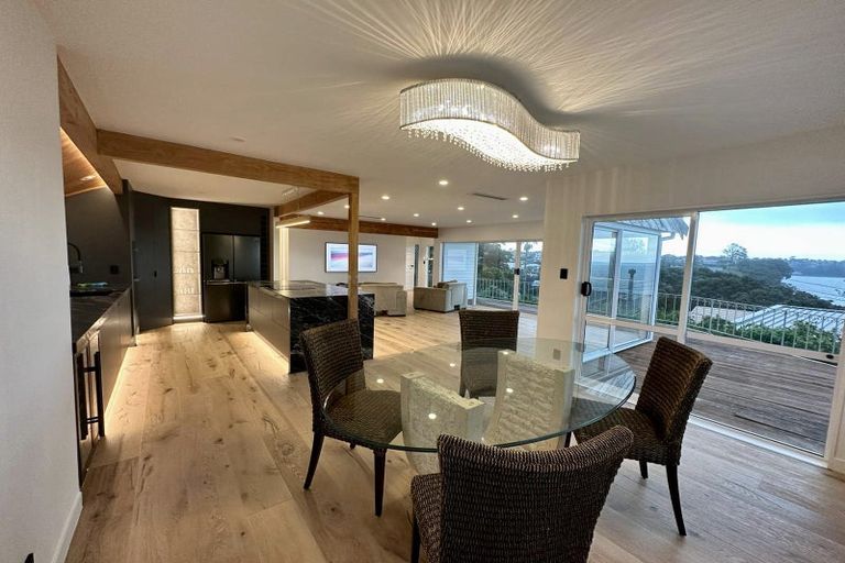 Photo of property in 1/45 Rothesay Bay Road, Rothesay Bay, Auckland, 0630