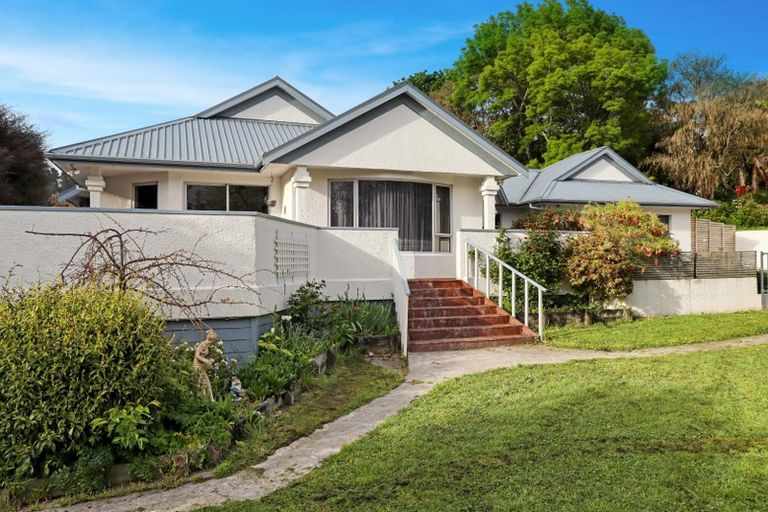 Photo of property in 25 Dunns Street, Silverstream, Upper Hutt, 5019
