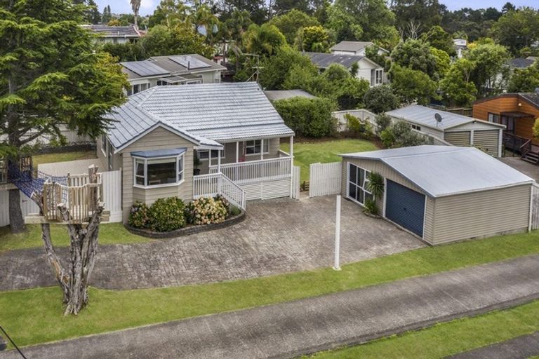 Photo of property in 342 Royal Road, Massey, Auckland, 0614