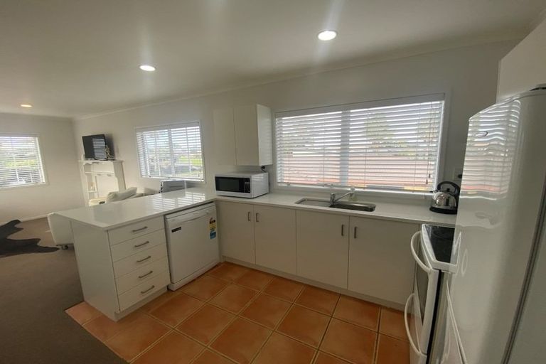 Photo of property in 198 Oceanbeach Road, Mount Maunganui, 3116