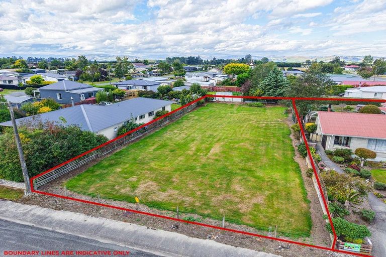 Photo of property in 28 Newcastle Street, Riversdale, 9776