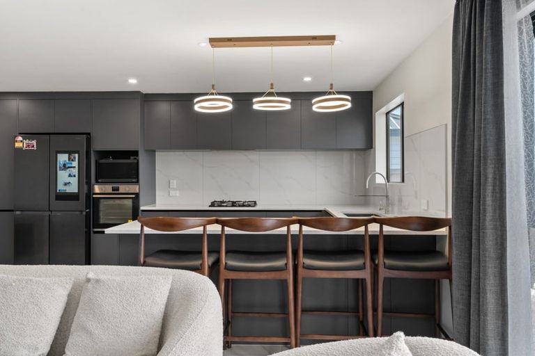 Photo of property in 16 Karihi Road, Karaka, Papakura, 2113