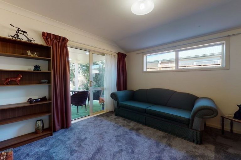 Photo of property in 20 Reeve Street, Levin, 5510