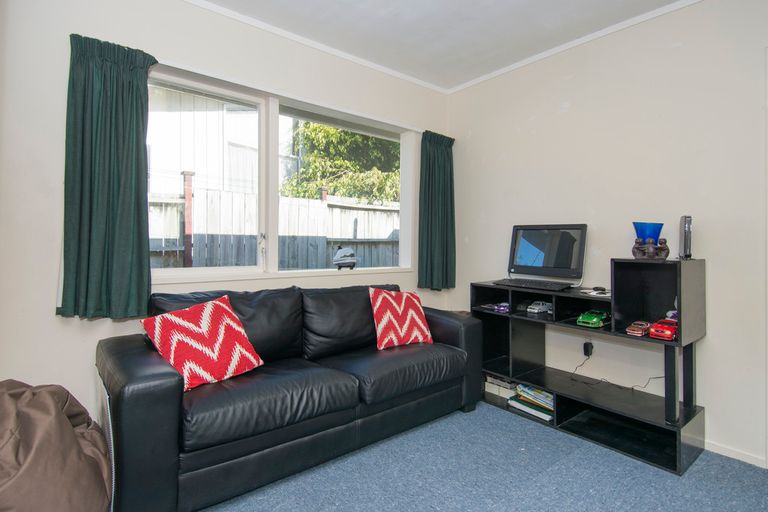 Photo of property in 74 Egmont Street, Ohauiti, Tauranga, 3112