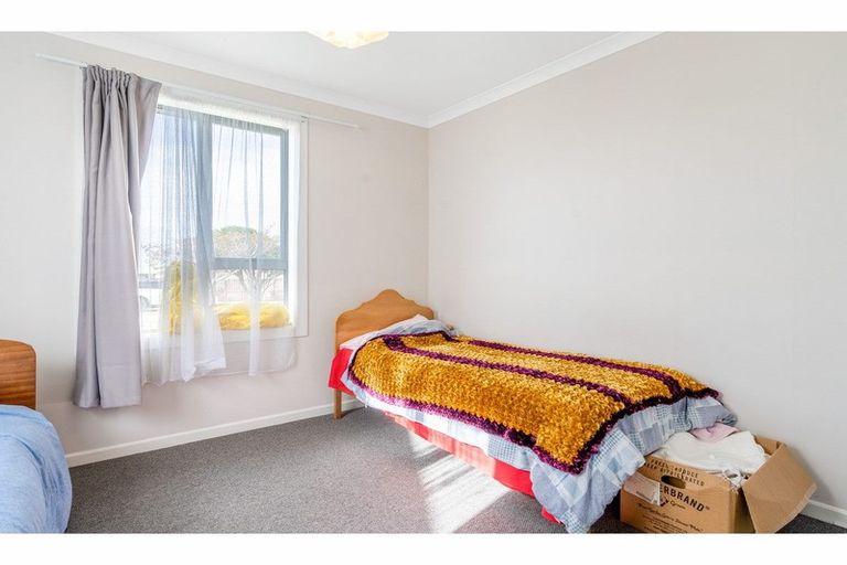 Photo of property in 235 Princes Street, Strathern, Invercargill, 9812