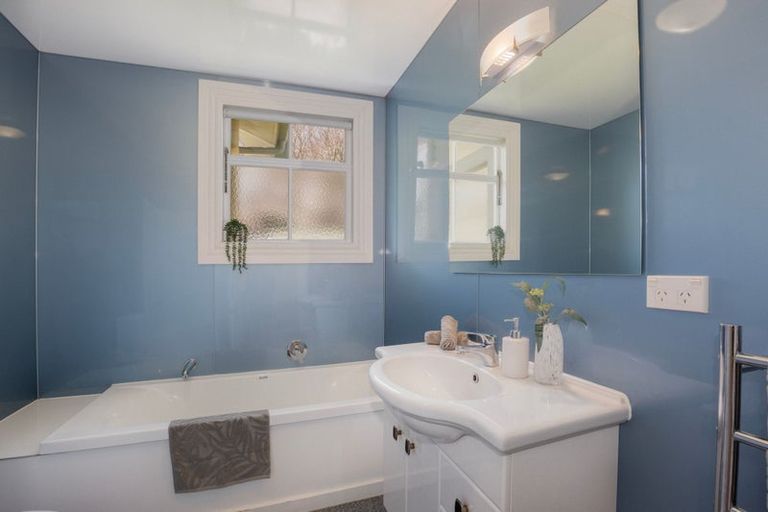 Photo of property in 30 Clutha Avenue, Khandallah, Wellington, 6035