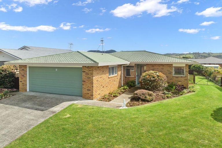 Photo of property in 13 Elm Place, Tikipunga, Whangarei, 0112